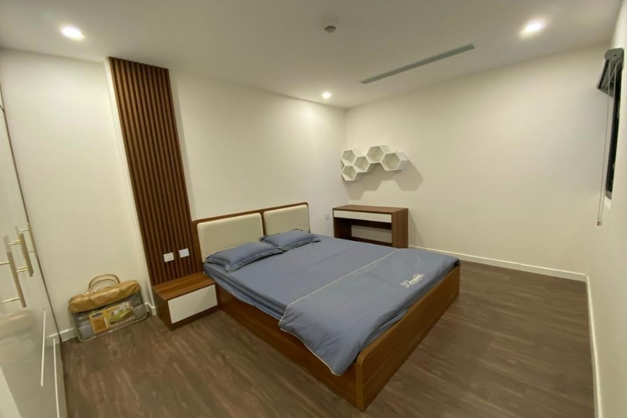 Cho thuê căn hộ 3 Phòng Ngủ đủ đồ đẹp ở Tòa S6 Khu Sunshine City Tây Hồ HN 1
